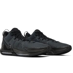 New Nike New Lebron Witness VII Mens Size 12.5 Nike